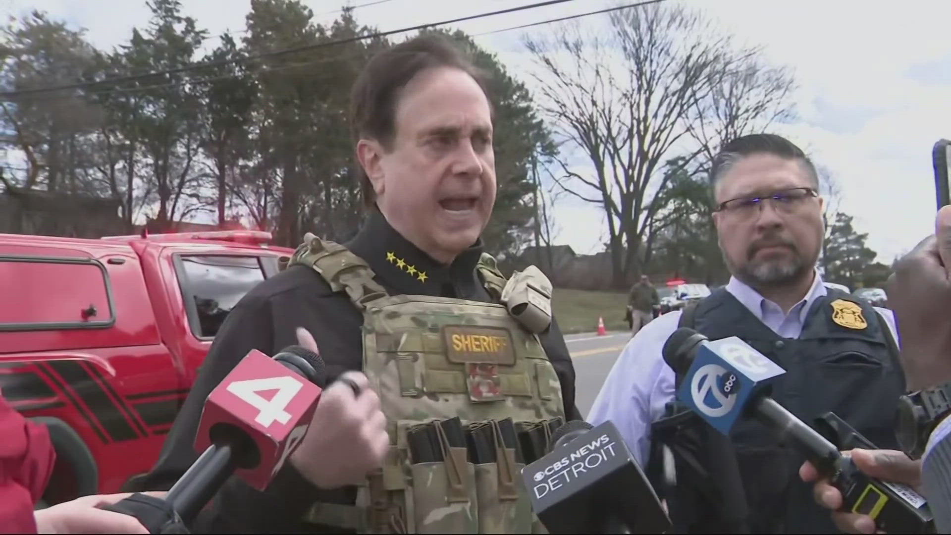 Michigan synagogue attack leaves suspect dead, one security guard injured