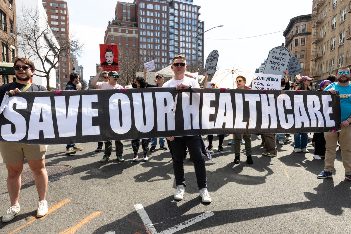 Americans are delaying retirement to cover healthcare costs: poll