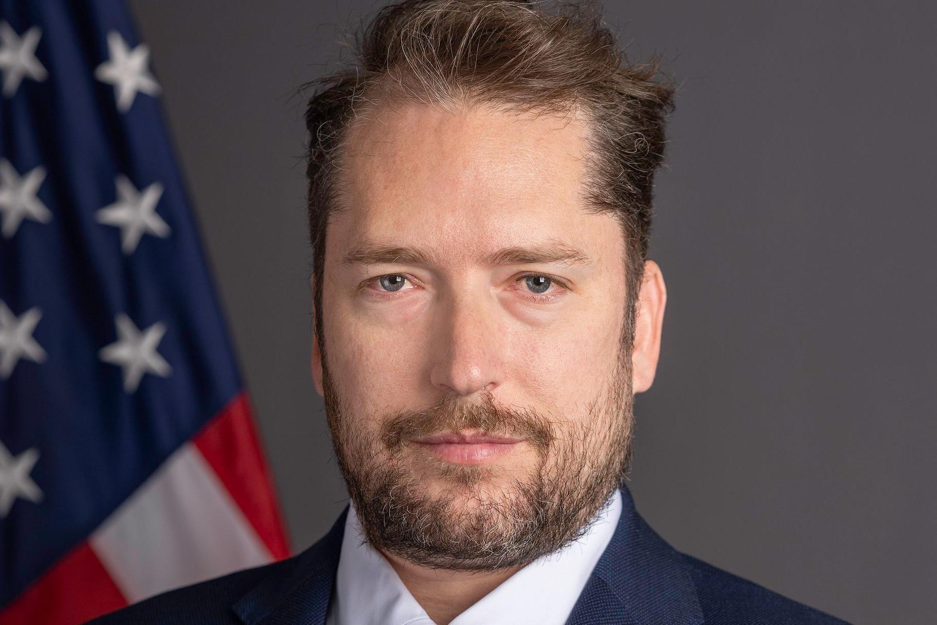 Darren Beattie já chegou afirmar que havia 'perseguição' a Bolsonaro por Moraes