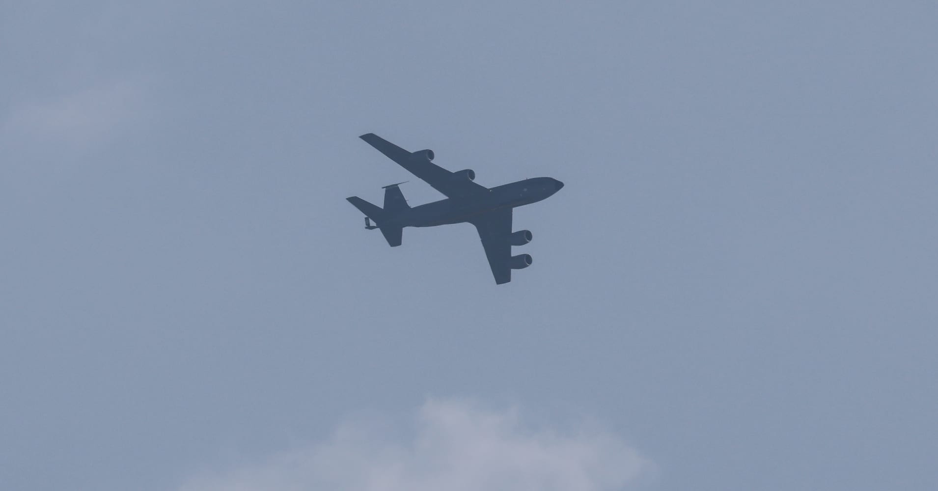 All six crew members killed in KC-135 refueling plane crash in Iraq, US ...