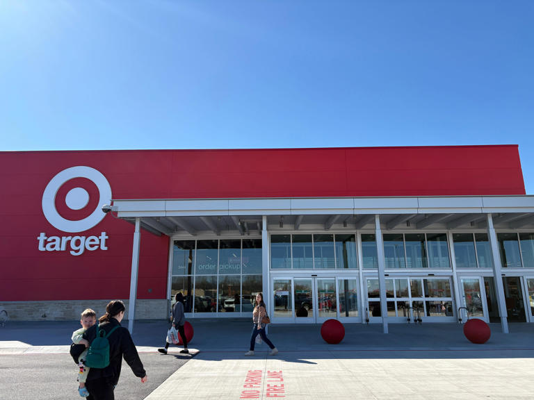 Springfield's new, larger Target location opens ahead of schedule