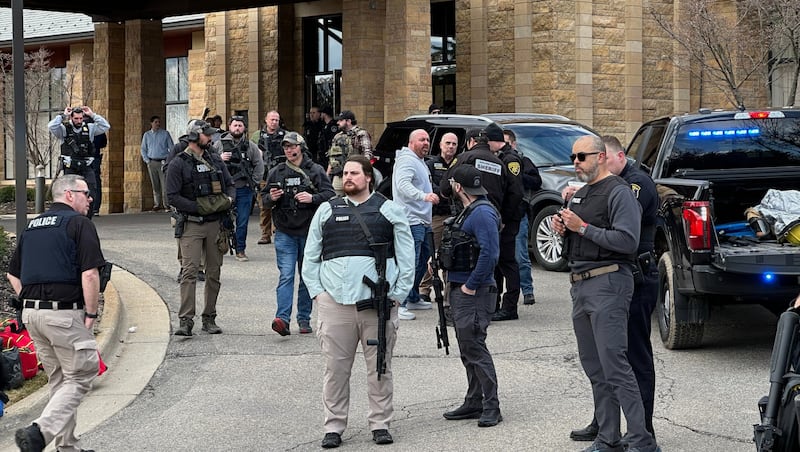 Suspect dead after Michigan synagogue shooting<br>