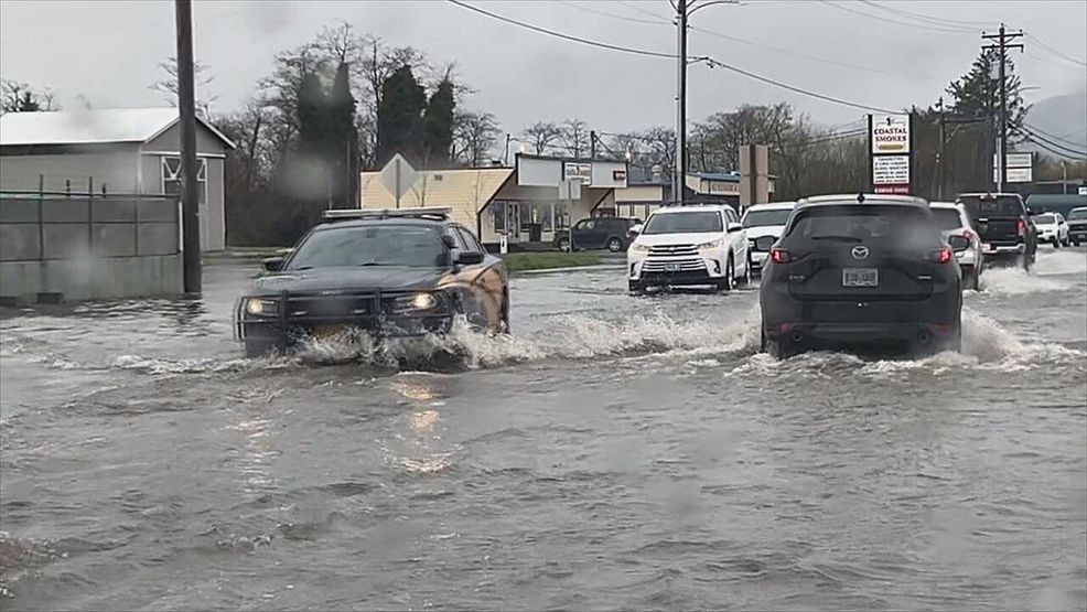 Rain records broken as Northwest hammered by atmospheric river, more on ...