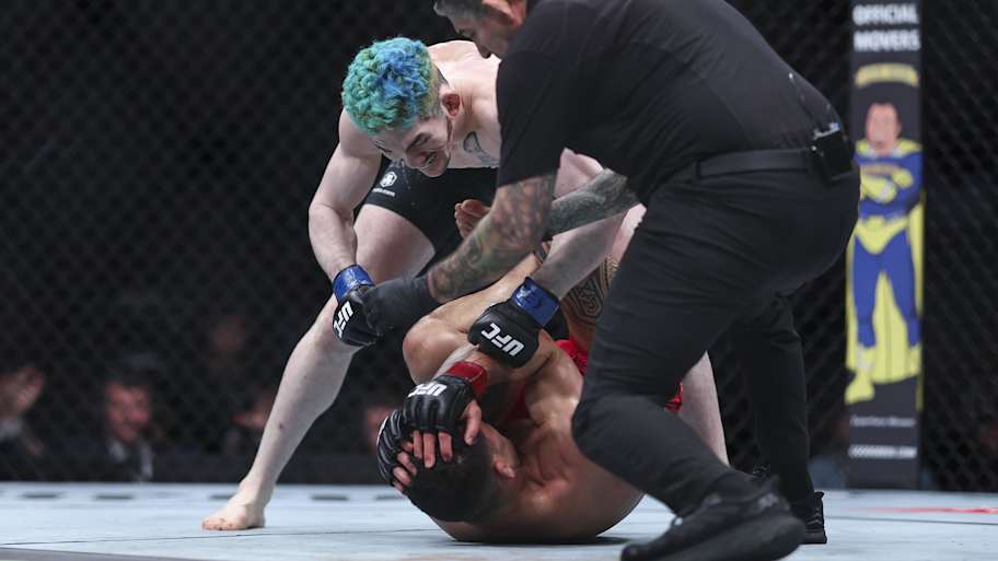 Surging UFC star gets UFC Fight Night main event booking after jaw ...