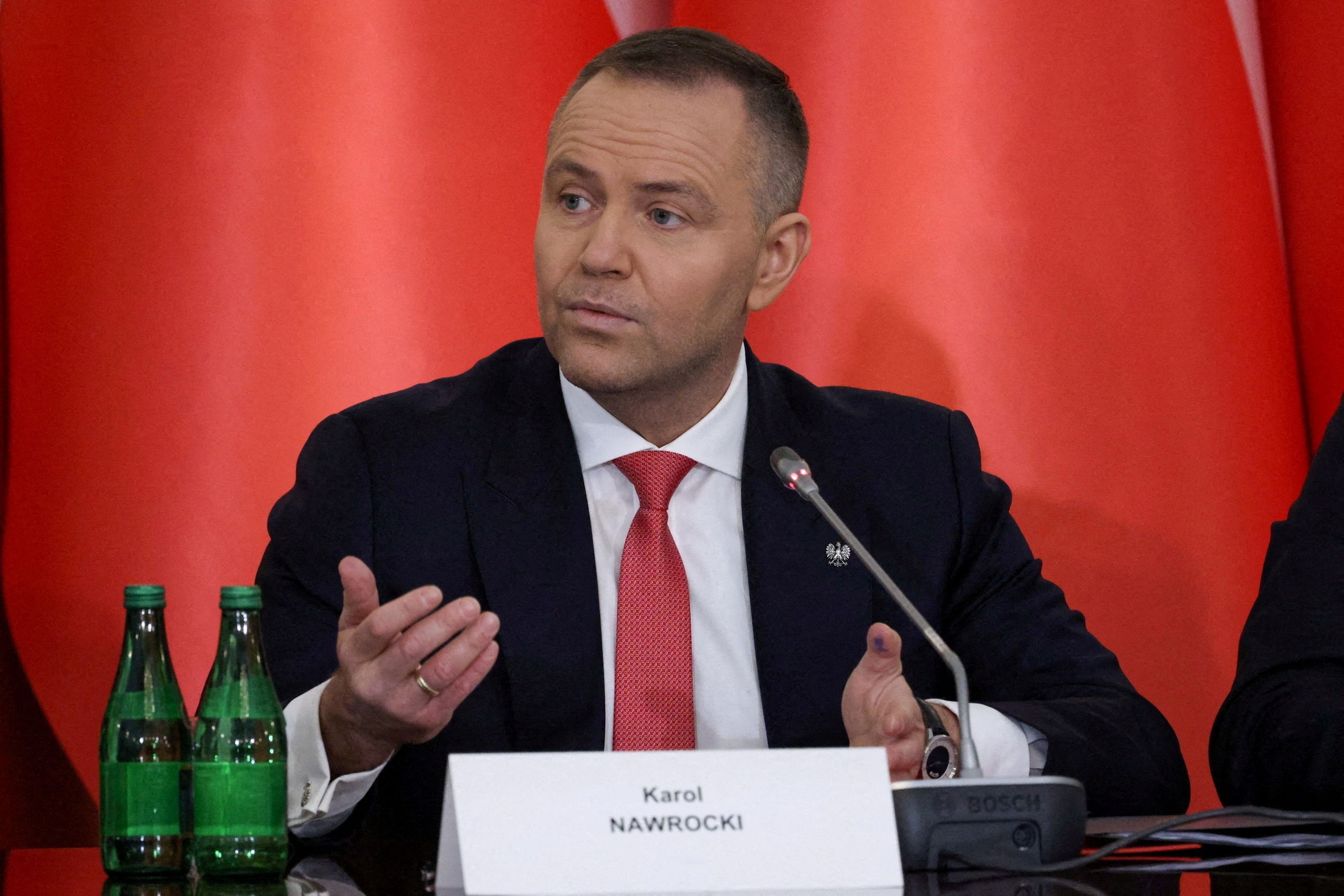 Президент Польши инициировал отзыв высшей награды у Зеленского