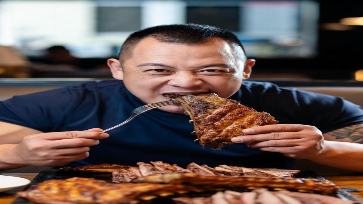 Are you eating too much protein? Doctors warn the popular diet trend could backfire<br><br>