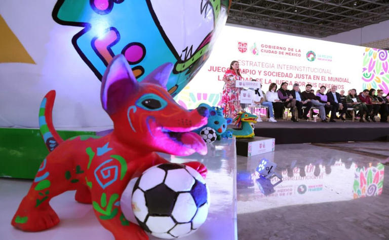 CDMX presenta imagen oficial rumbo al Mundial 2026; logo con ajolote y Quetzalcóatl representará a la ciudad. Foto: Especial
