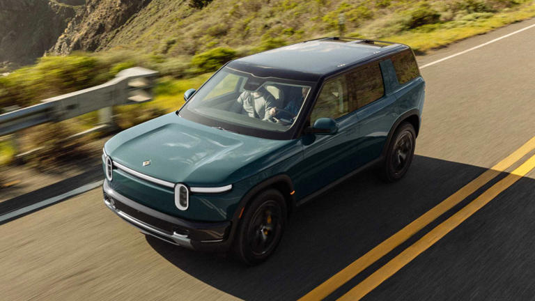 2027 Rivian R2 just made the Jeep Recon instantly obsolete