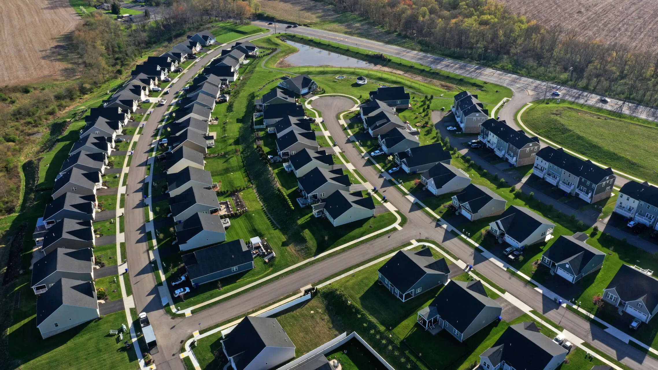 Average US mortgage rate climbs to 6.11% as Middle East tensions ...