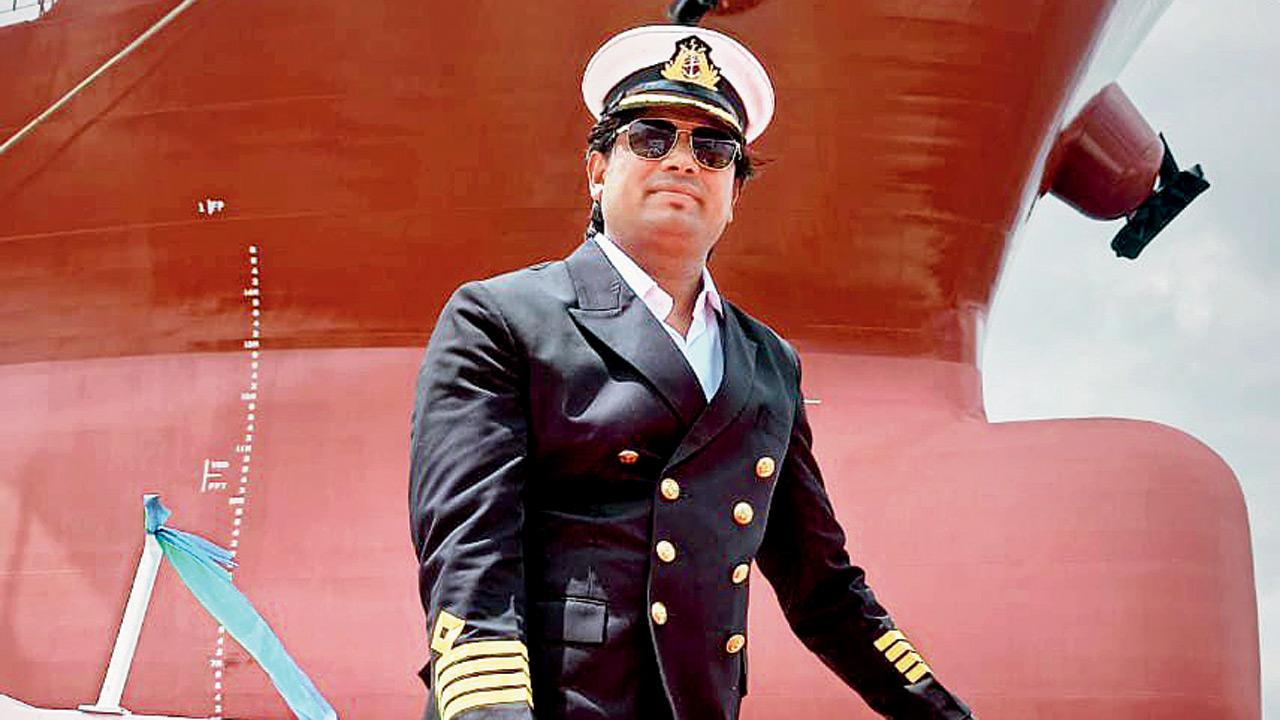 Mumbai captain stranded near Strait of Hormuz with over 200 ships trapped