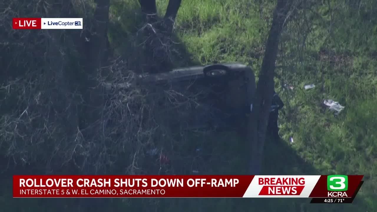 Rollover crash shuts down I-5 off-ramp in Sacramento