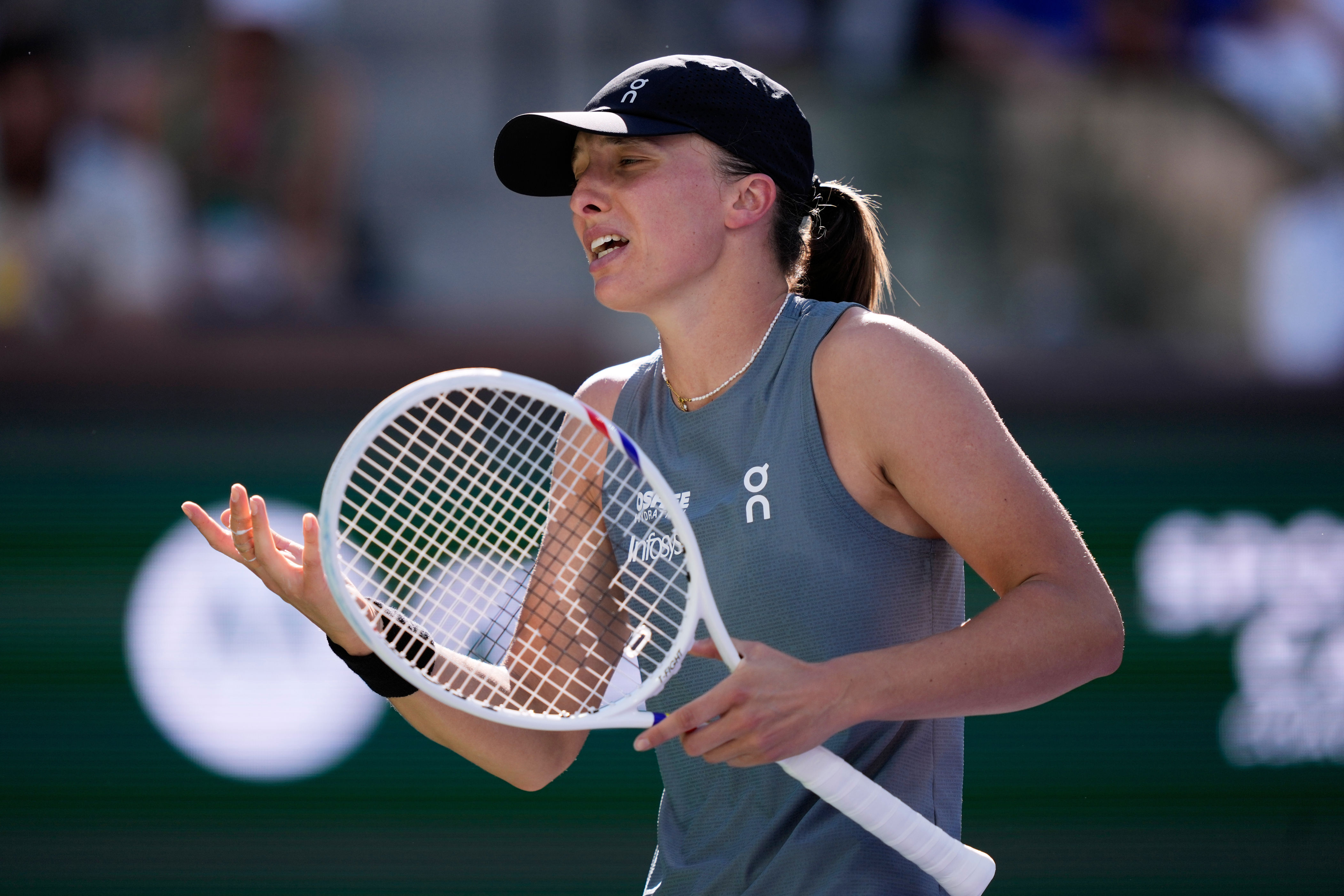 Iga Swiatek falls to Emma Navarro in Bad Homburg Open