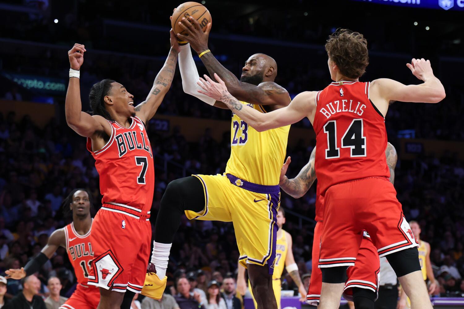 Luka Doncic scores 51 points as surging Lakers rout Bulls in LeBron's ...