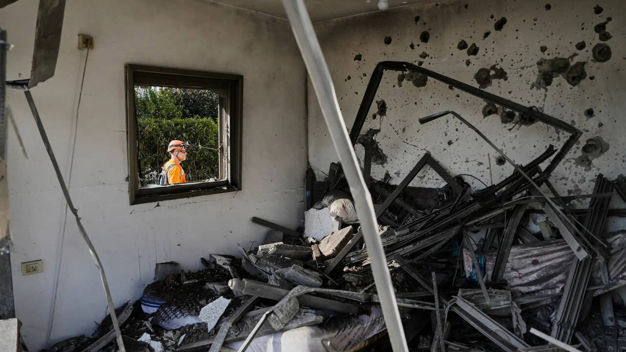 US and Israel intensify strikes on Iran amid rising oil prices
