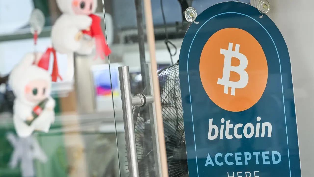 Solana, Dogecoin outperform Bitcoin’s rally to $71,000 ahead of PCE ...