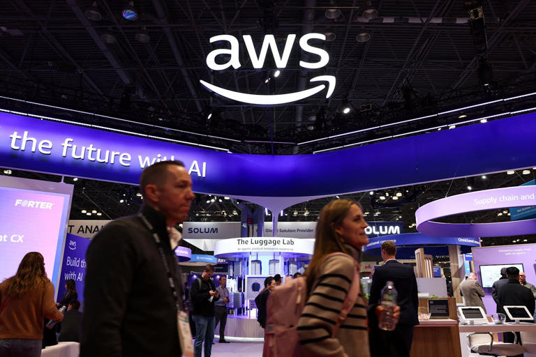 Amazon niega que código creado por IA causara las caídas de su plataforma