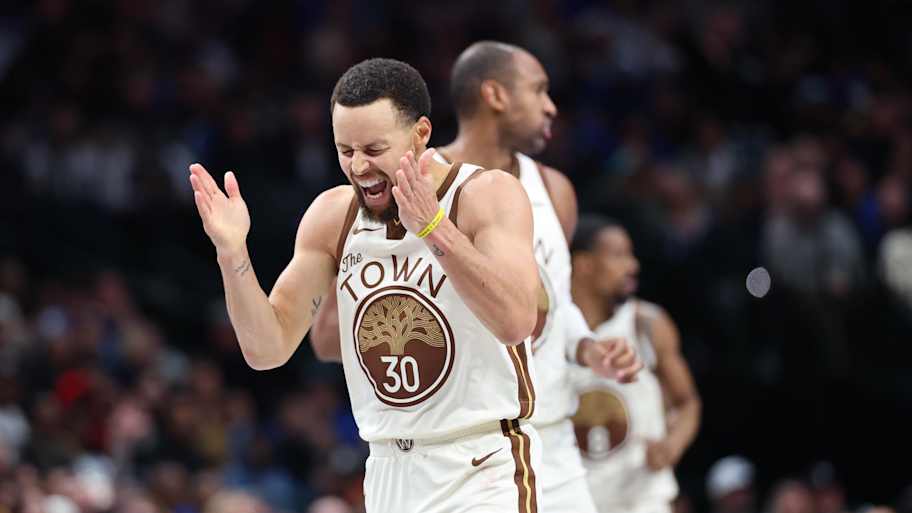 Awkward moment at Kings game reveals brutal Warriors trade deadline mistake<br><br>