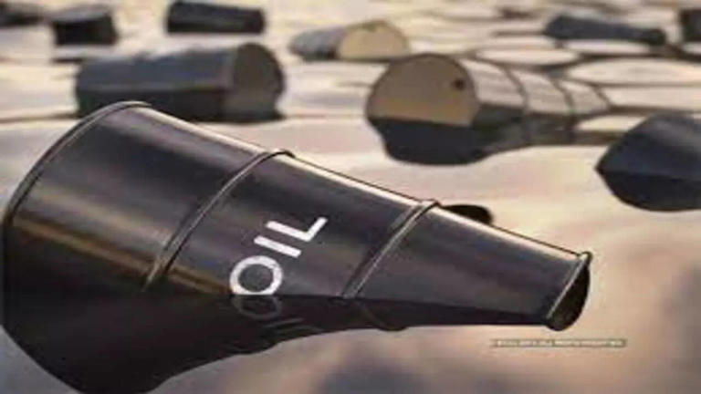 Oil prices climb past $100 again as Middle East conflict jolts global ...