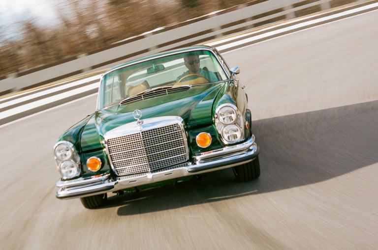The ultimate sleeper: Retro Designs reimagines the 1969 Mercedes-Benz ...