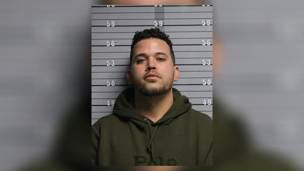Area man accused of fleeing traffic stop, driving 130 mph in wrong ...