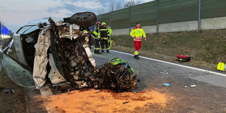 Nach schwerem Crash in Kindberg: Trümmer lösen zweiten Unfall aus
