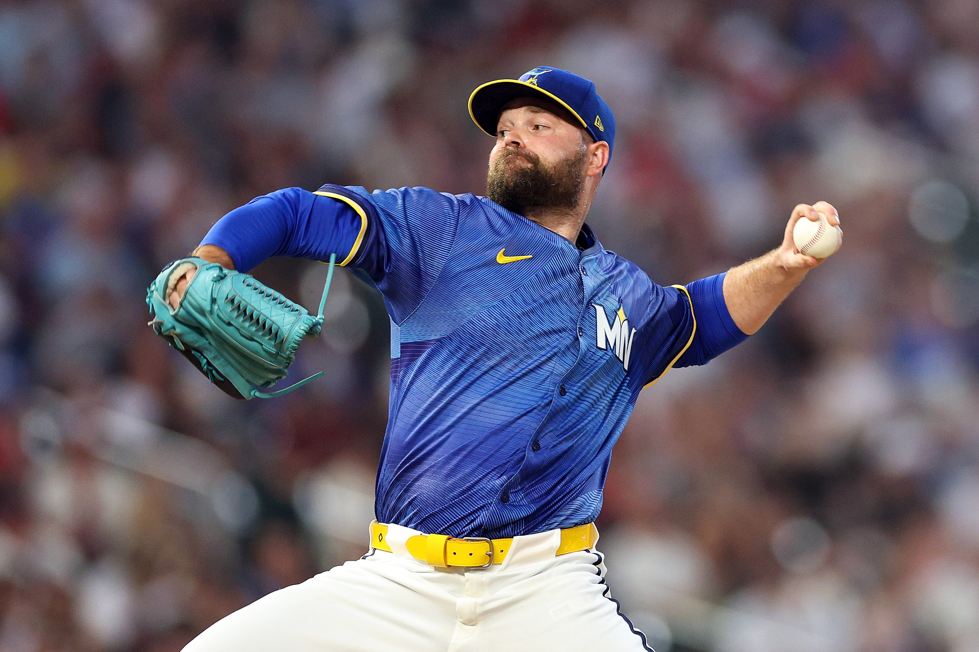 Red Sox finally add bullpen lefty 2 weeks before Opening Day: Insider