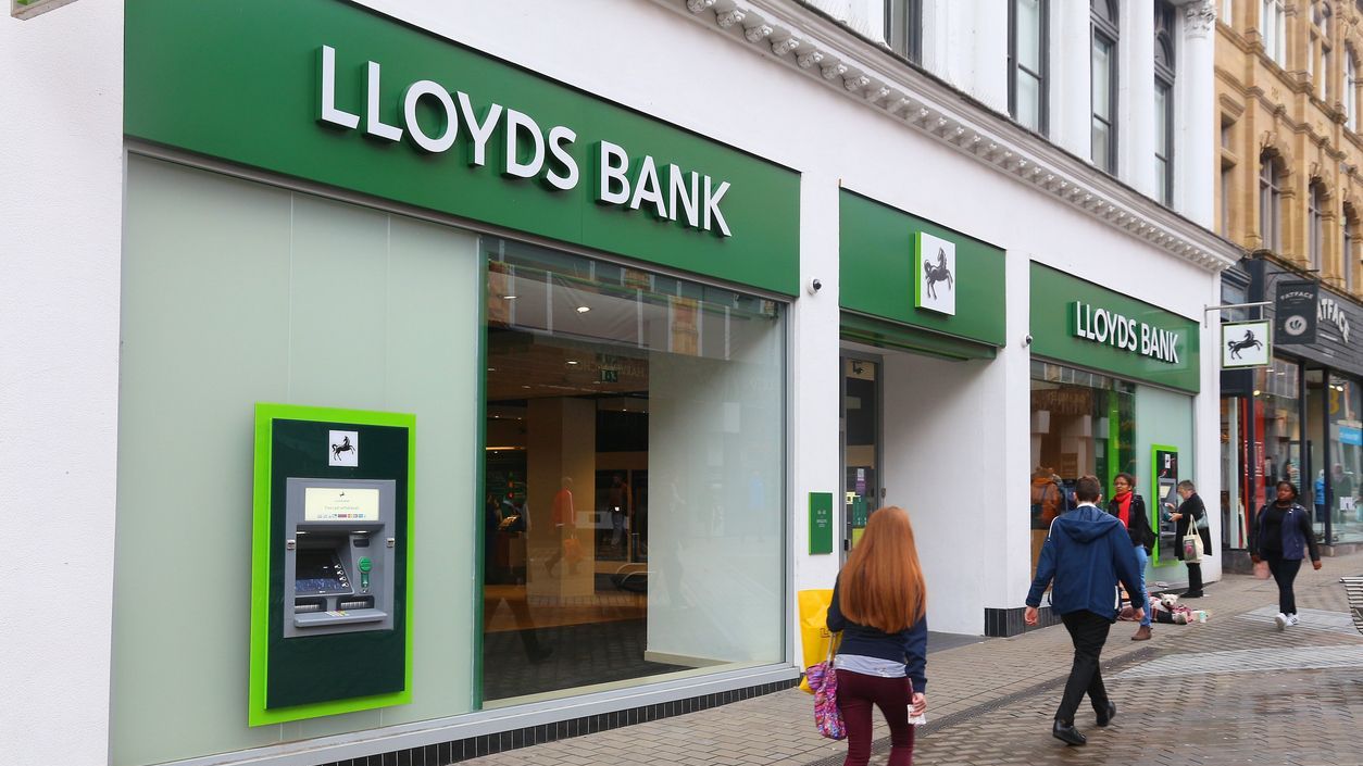 Regulators investigating IT glitch that let app banking customers ...