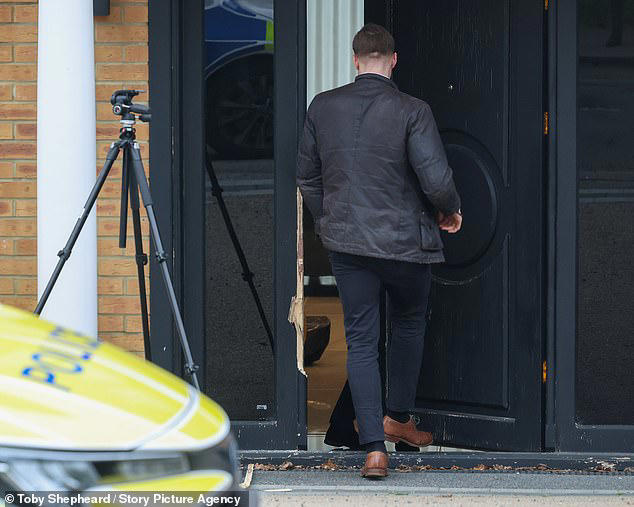 Anti-terror police are given more time to quiz trio over 'Iranian spy ...