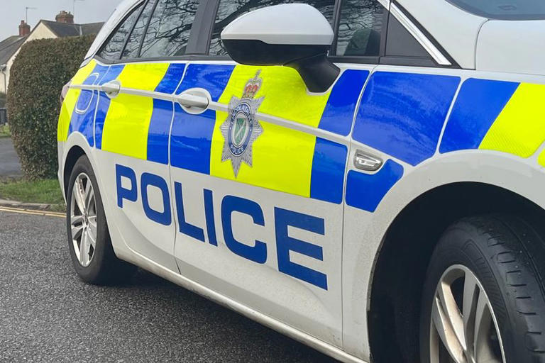 Man tragically dies after being found with stab wounds
