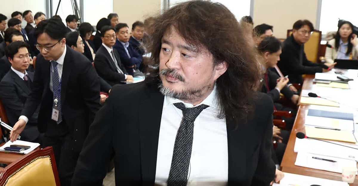 김어준 방송관련 여권 내 갈등 커져, 국민의힘 지지율 하락, 서울서 미성년자 유괴 시도 50대 남성 구속