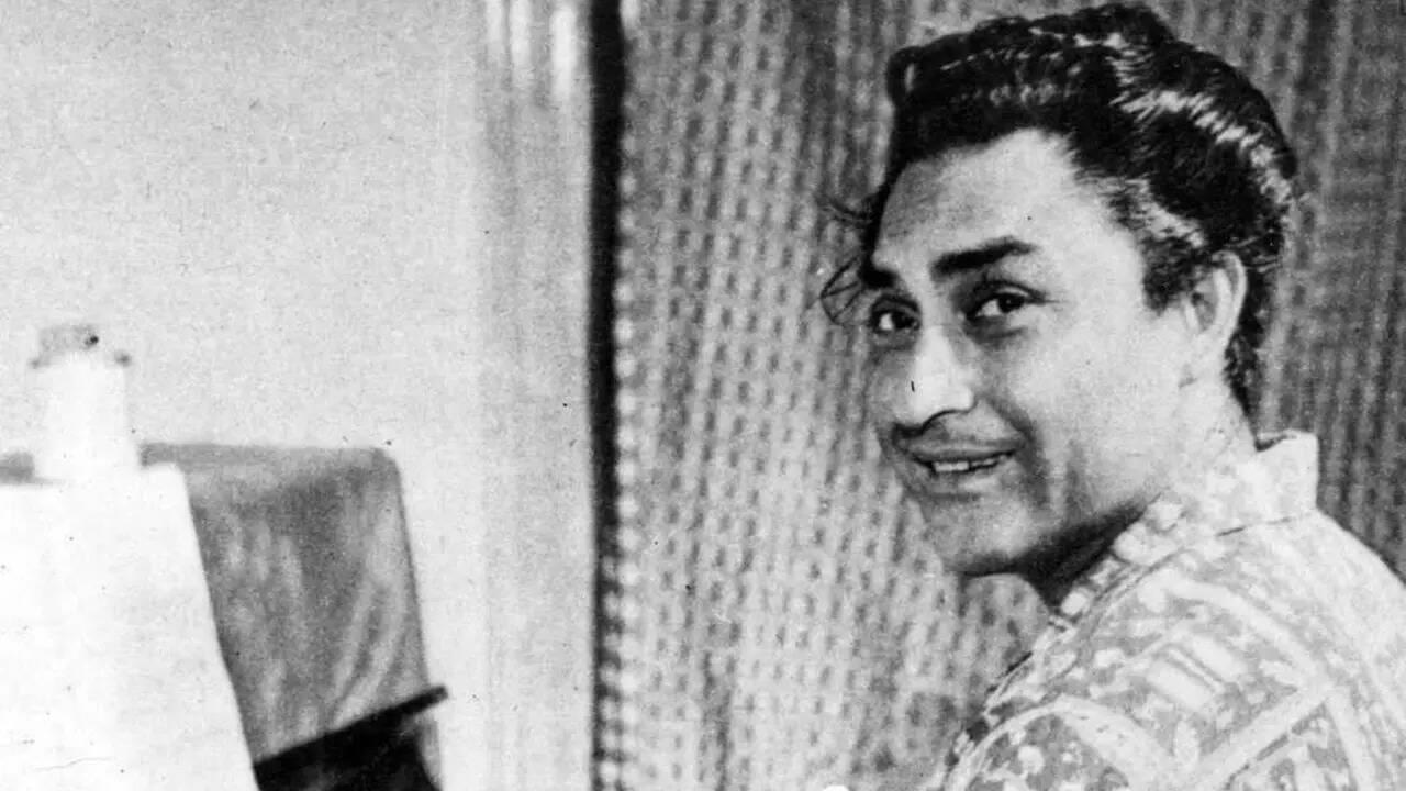 The Ashok Kumar story: From reluctant debut in 'Jeevan Naiya' to ...
