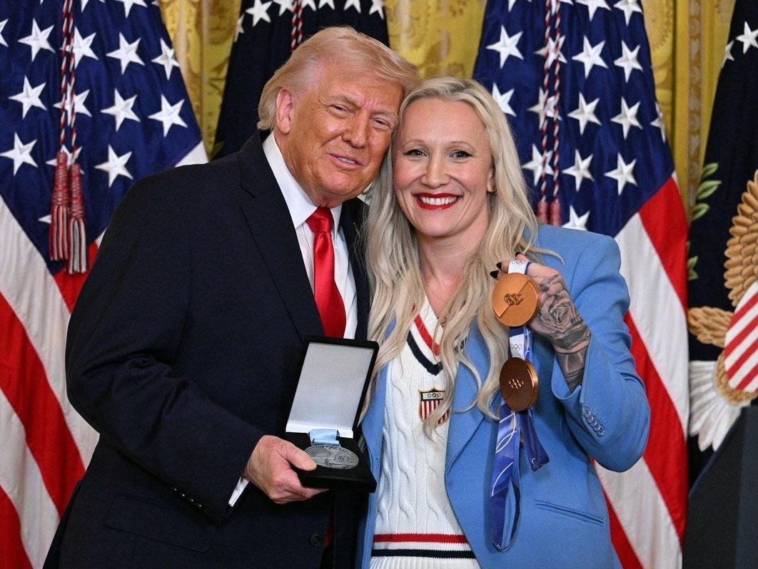 Tearful Olympian Kaillie Humphries awards Trump for supporting women's ...