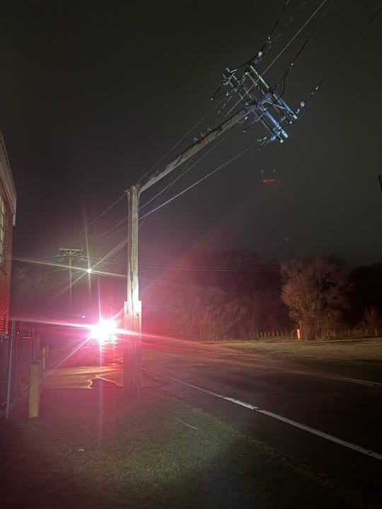 I&M says high winds leave thousands without power March 13