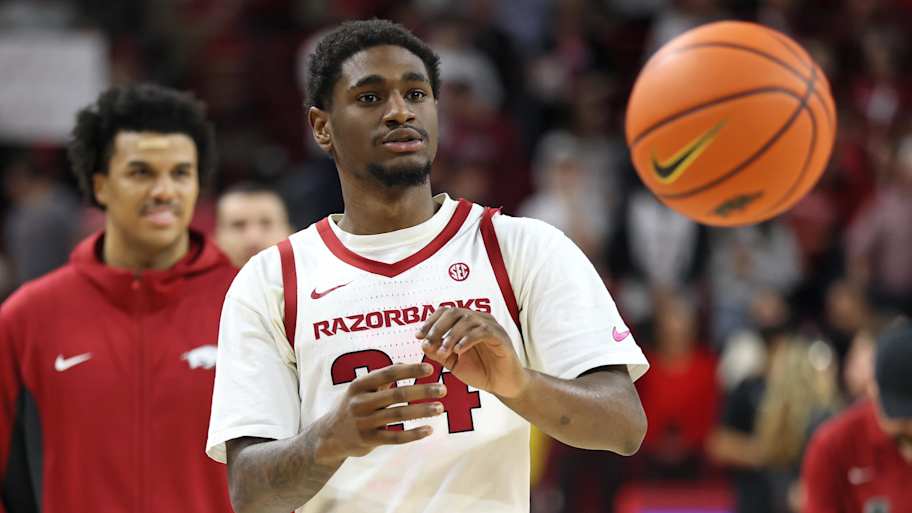 Razorbacks fans join in on topsy turvy SEC tournament
