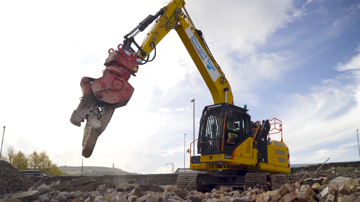 This massive machine destroys concrete like nothing