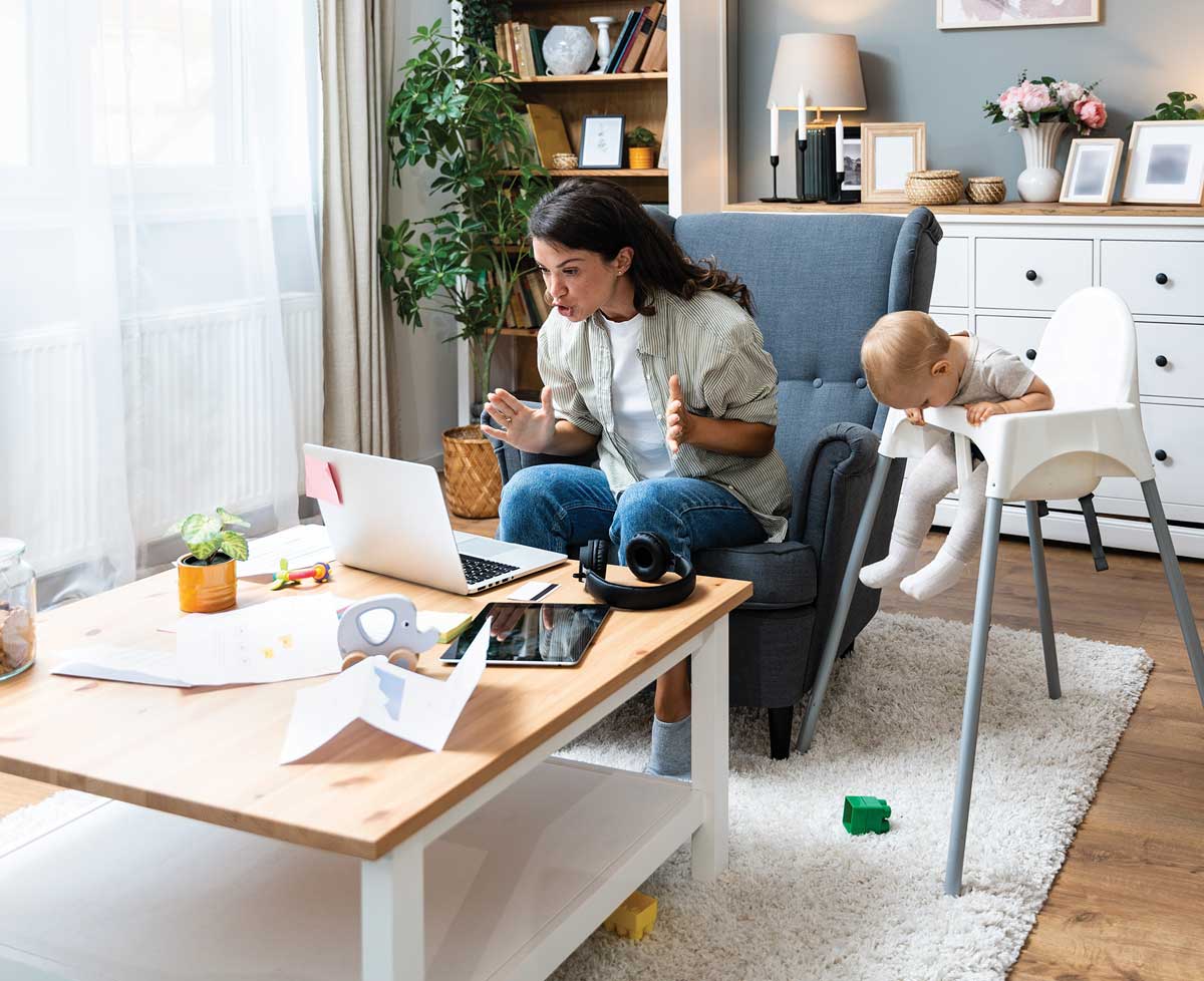 En México, las mujeres destinan el doble de horas que los hombres al ...