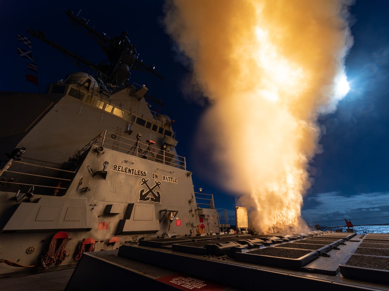 US Navy destroyers are firing top interceptors to bring down Iranian ...