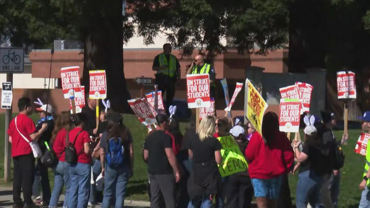 Twin Rivers teachers strike enters another day as talks remain stalled