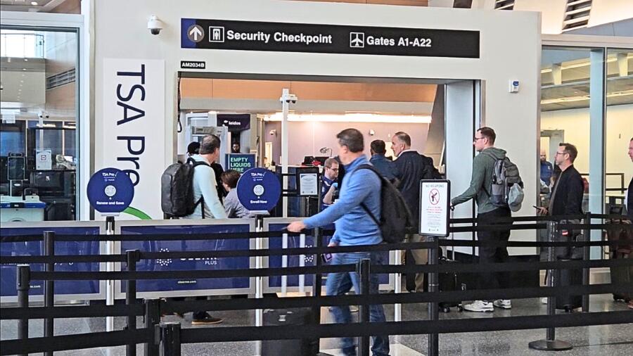 TSA Agents At Boston Logan Miss First Full Paycheck Due To Govt. Shutdown