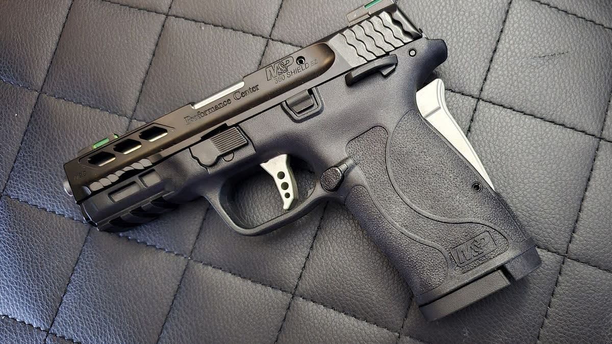 Illinois quick hits: Illinois faces Second Amendment lawsuit<br><br>