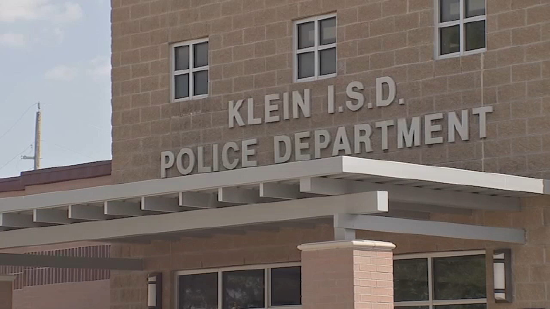Klein High School student arrested, expelled after bringing gun to ...