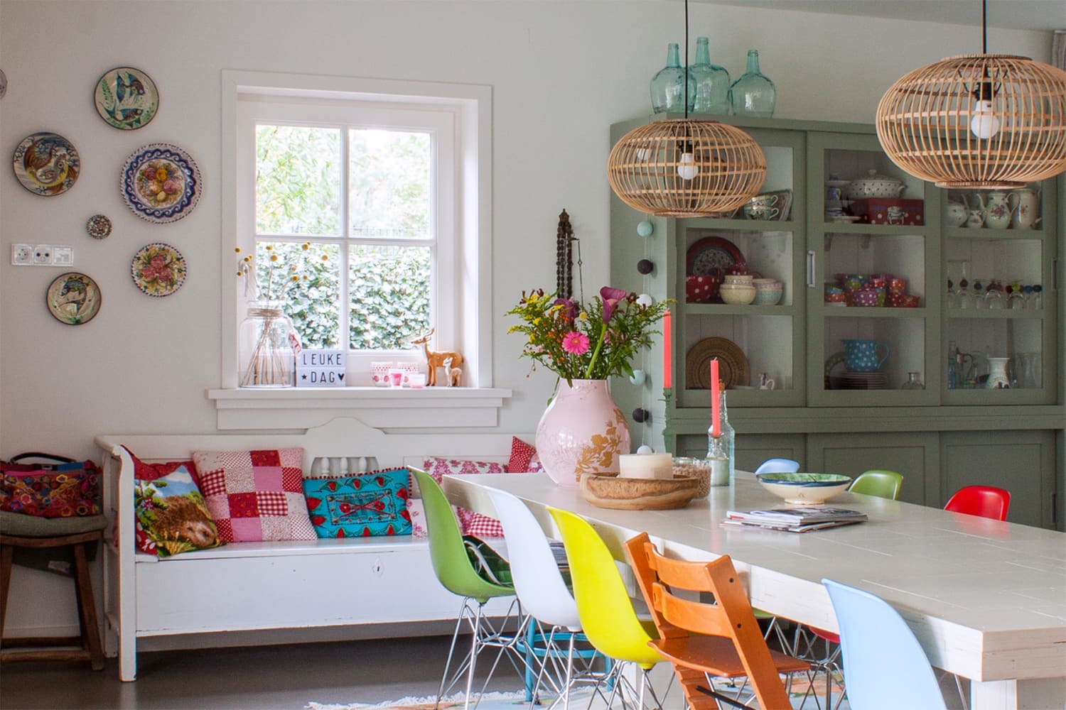 RIP, gallery walls - plate walls are so back (and easier than ever!)
