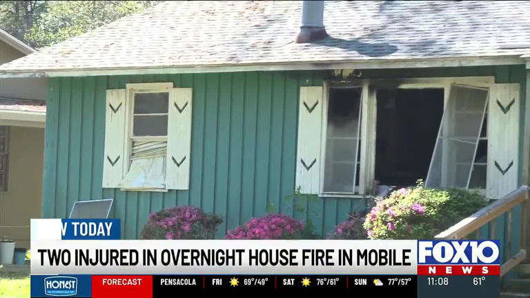 2 injured in overnight house fire in Mobile