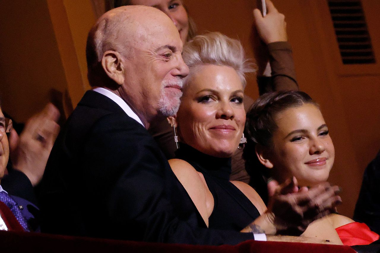 Billy Joel, Pink, and Willow Sage Hart on March 12, 2026 Credit: Taylor Hill/FilmMagic