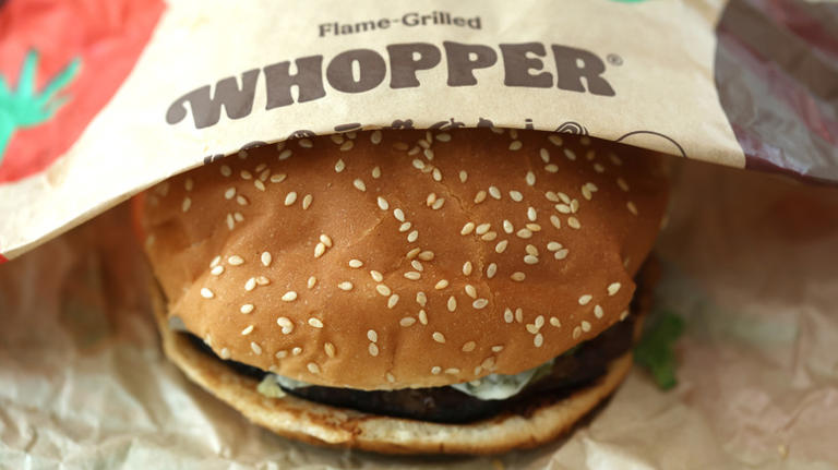 4 ordering tips for the best Burger King Whopper every time