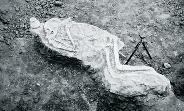 A massive discovery beneath ancient ruins points to a forgotten ...