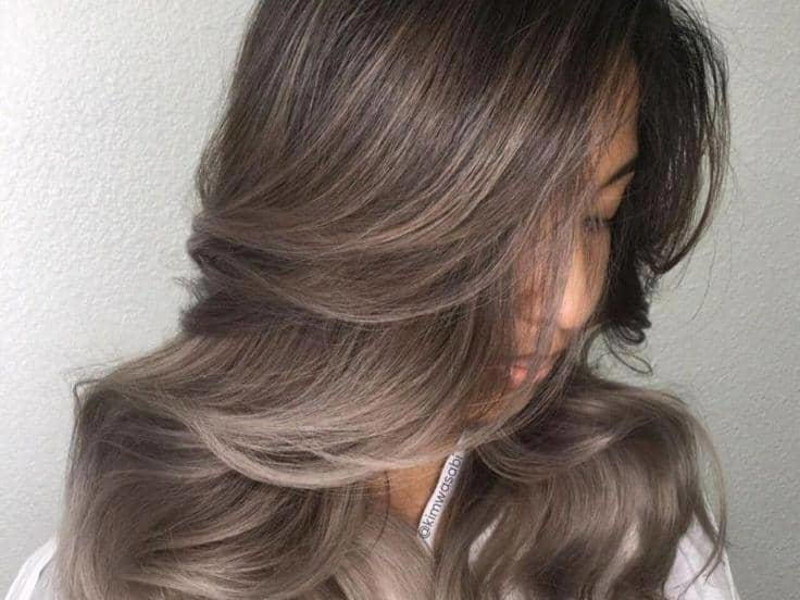 7 warna rambut yang cocok untuk kulit kuning langsat