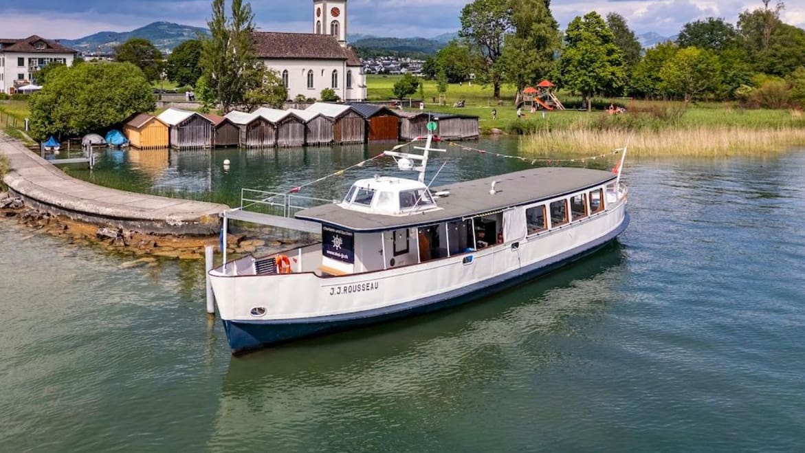 74 Jahre alt, top im Schuss: Historisches Obersee-Schiff steht für 480 ...
