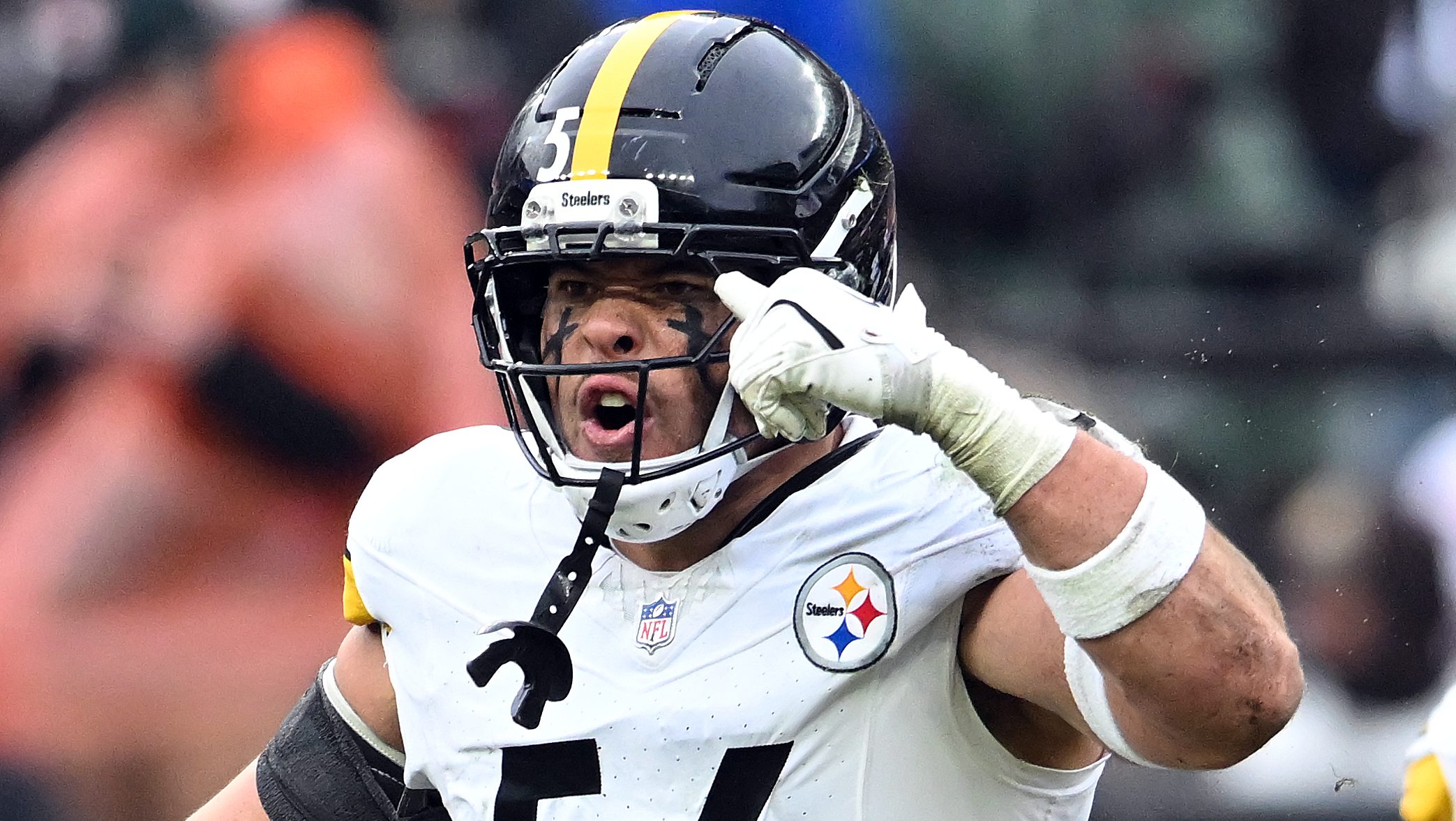 Cowboys eye bold move for Alex Highsmith