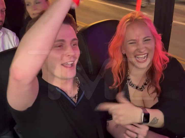 TMZ bus tour on fire thanks to 'Temptation Island' star Ashley G